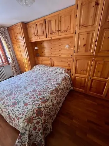 Апартаменти La Casa Di Marta, Charme E Relax Брей-Червінія